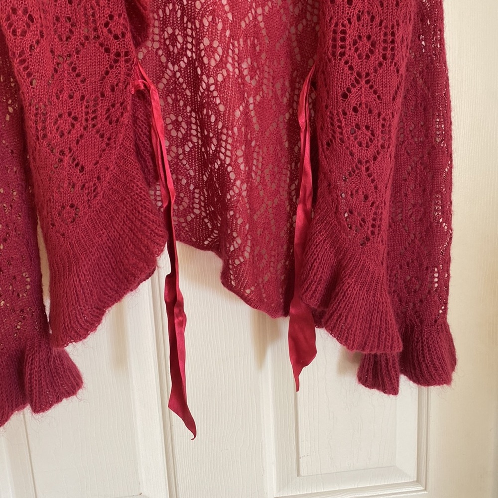Sweater - Picture 4 of 5
